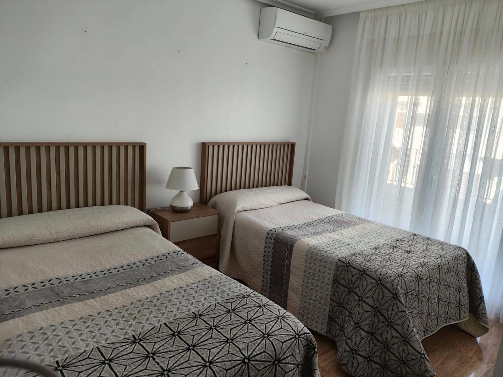 2 chambre Villa/Maison Semi-Mitoyenne à vendre à San Pedro del Pinatar avec piscine - 210 000 € (Ref: 9652266)