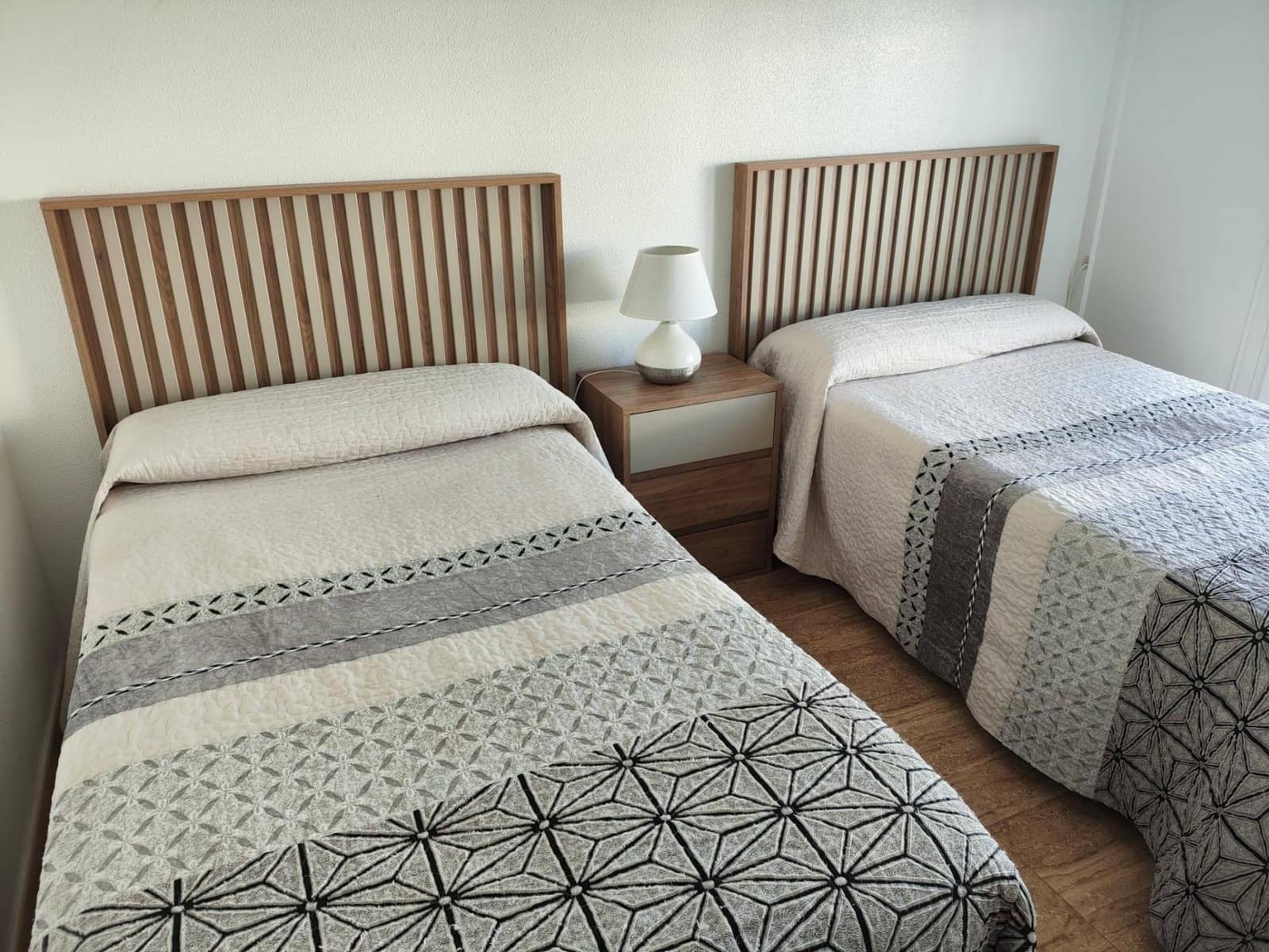 2 chambre Villa/Maison Semi-Mitoyenne à vendre à San Pedro del Pinatar avec piscine - 210 000 € (Ref: 9652266)