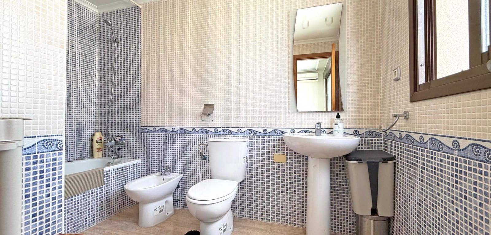 3 Zimmer Apartment zu verkaufen in Torrevieja mit Pool - 169.000 € (Ref: 9656305)