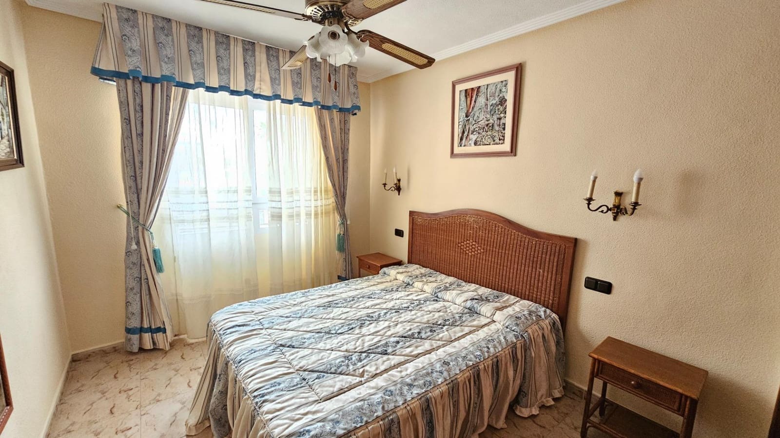 3 makuuhuone Huvila myytävänä paikassa Torrevieja mukana uima-altaan - 390 000 € (Ref: 9656306)