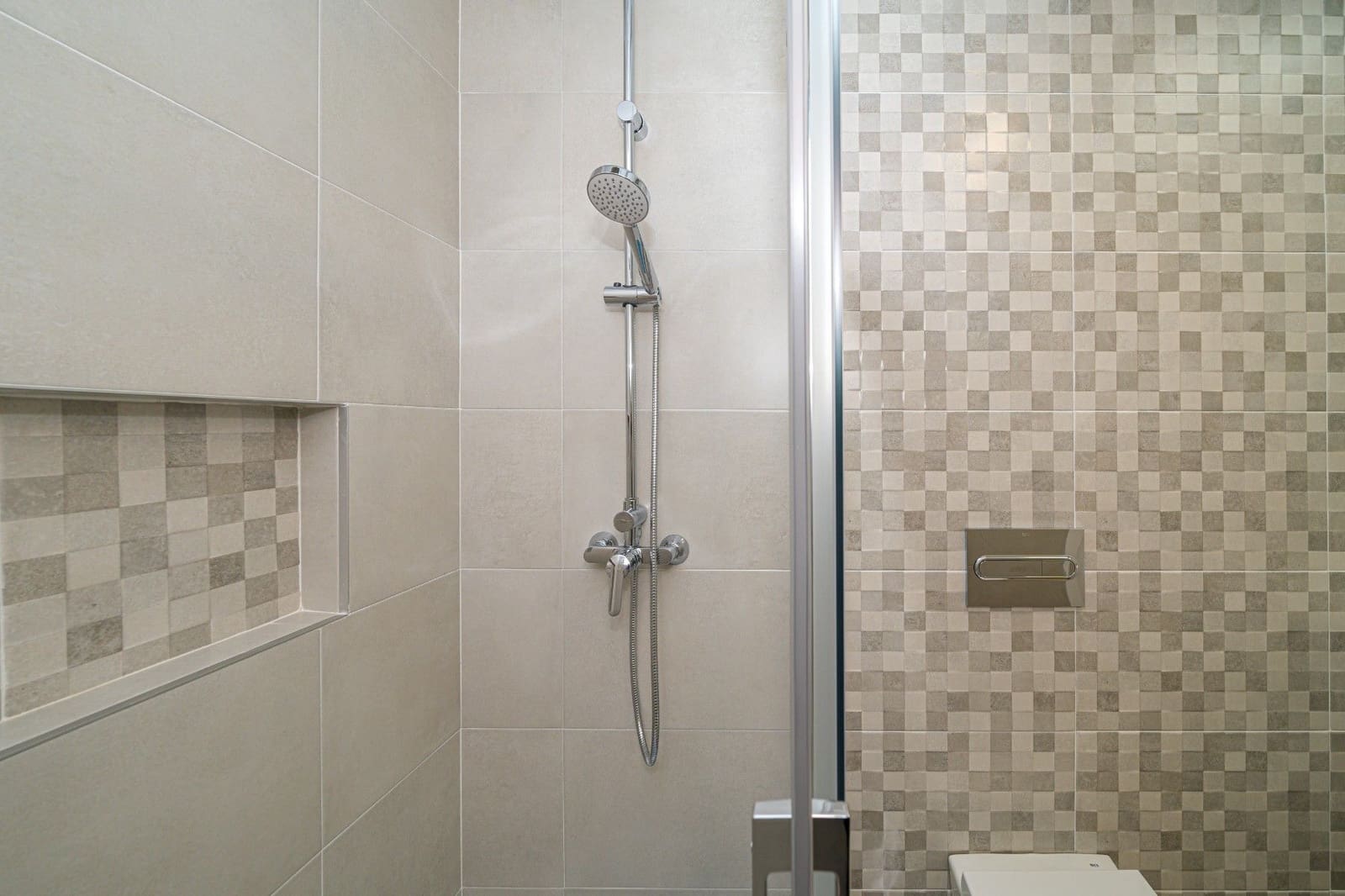 Chalet en Avileses en venta con piscina - 259.000 € (Ref: 9656308)