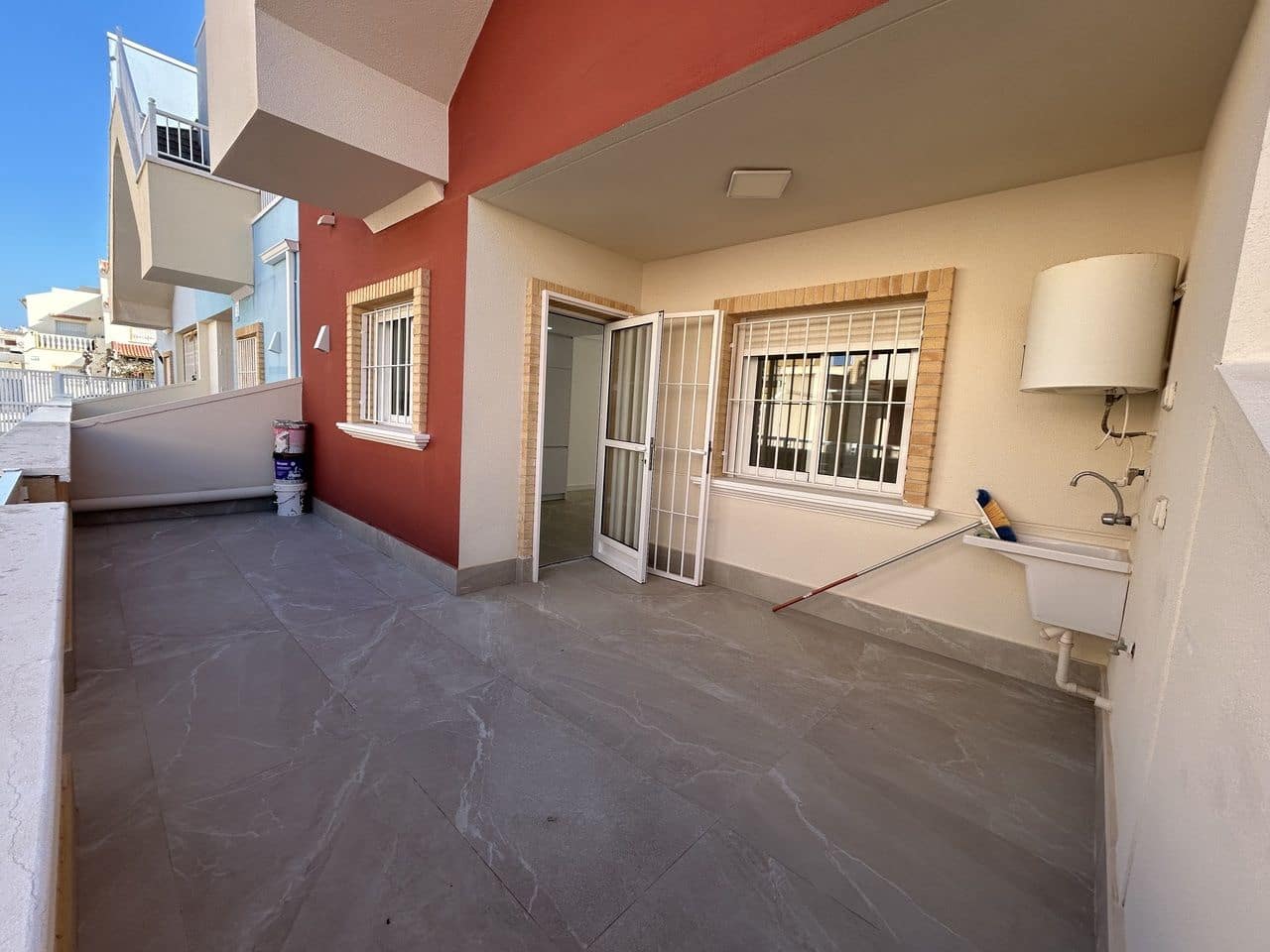 2 bedroom Apartment for sale in Pilar de la Horadada - € 225,000 (Ref: 9656310)