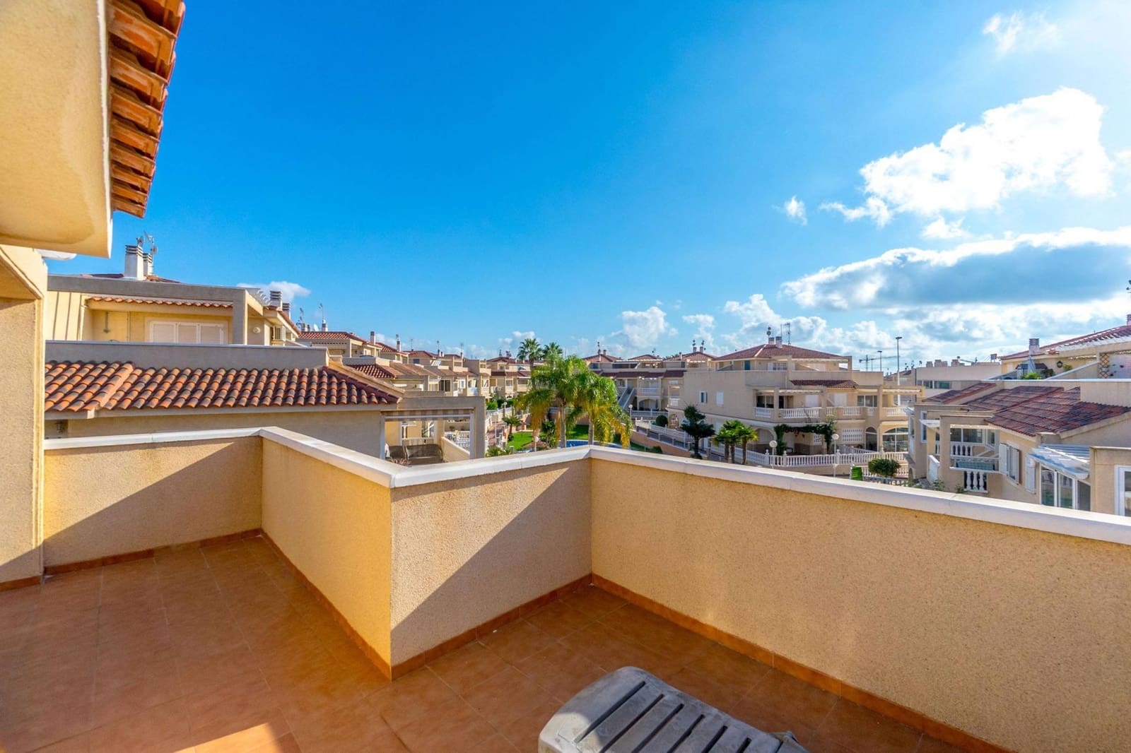 2 soveværelse Lejlighed til salg i Orihuela Costa med swimmingpool - € 275.000 (Ref: 9656316)