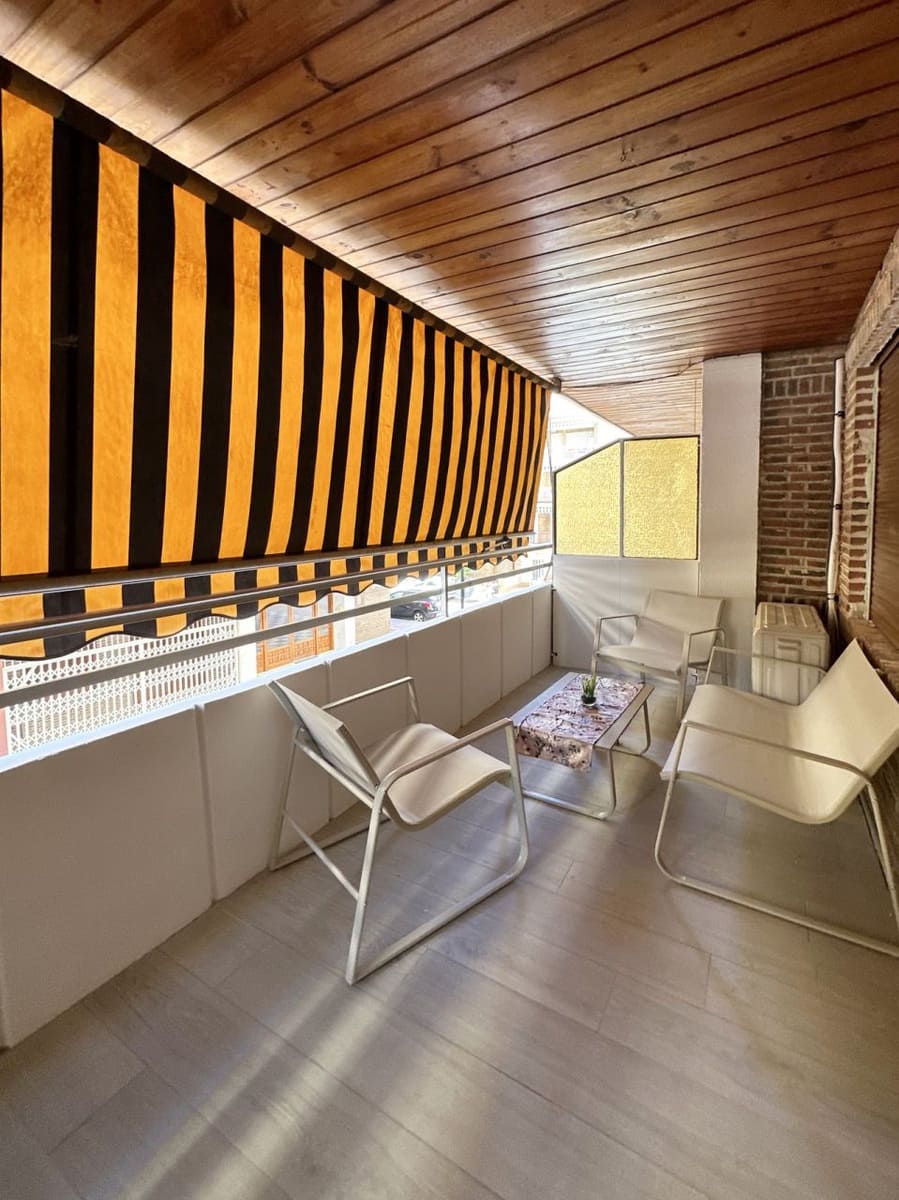 2 makuuhuone Huoneisto myytävänä paikassa Torrevieja - 268 000 € (Ref: 9659644)