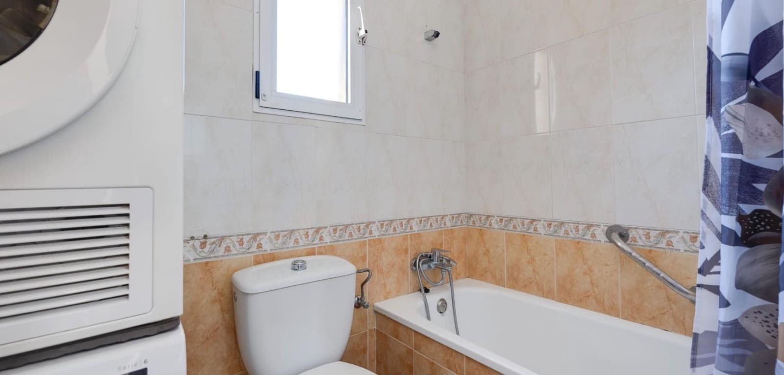 3 sypialnia Dom szeregowy na sprzedaż w Torrevieja z basenem - 249 900 € (Ref: 9659645)