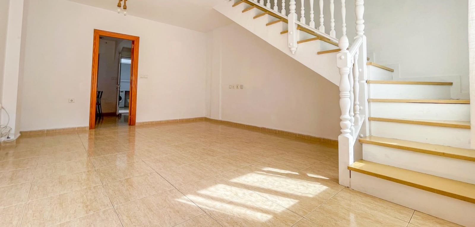 4 soveværelse Rækkehus til salg i Santiago de la Ribera med swimmingpool - € 195.000 (Ref: 9661985)