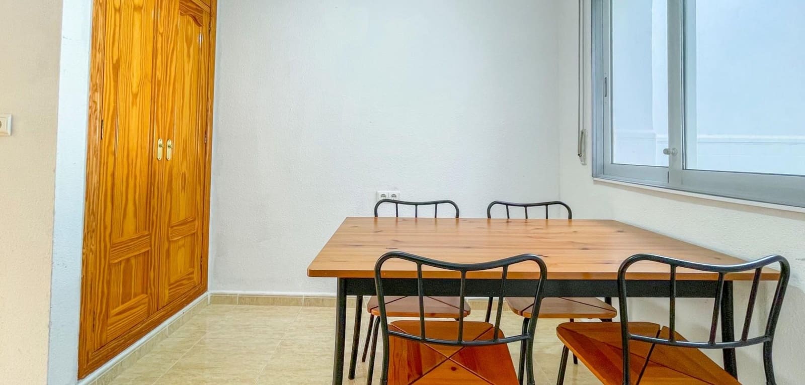 4 soveværelse Rækkehus til salg i Santiago de la Ribera med swimmingpool - € 195.000 (Ref: 9661985)