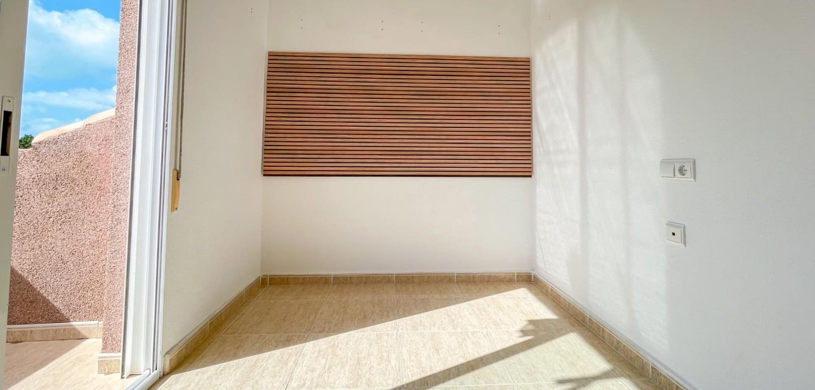 4 soveværelse Rækkehus til salg i Santiago de la Ribera med swimmingpool - € 195.000 (Ref: 9661985)