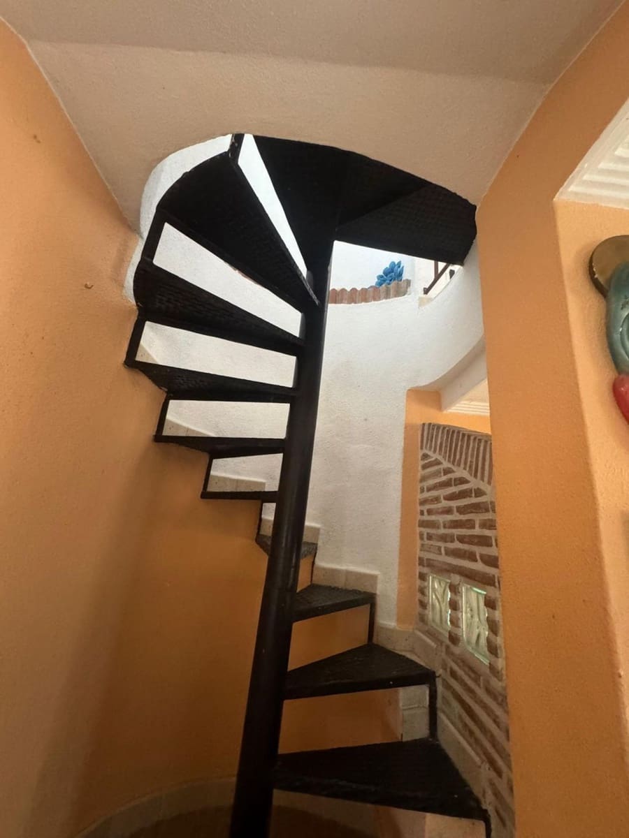 5 sypialnia Willa na sprzedaż w Orihuela z basenem - 204 000 € (Ref: 9661986)