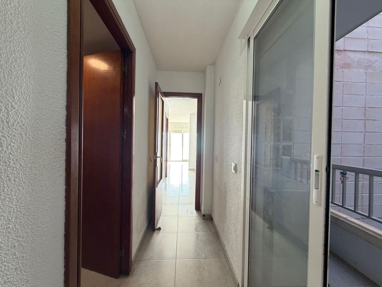 Apartamento de 4 habitaciones en Torrevieja en venta - 349.900 € (Ref: 9661989)