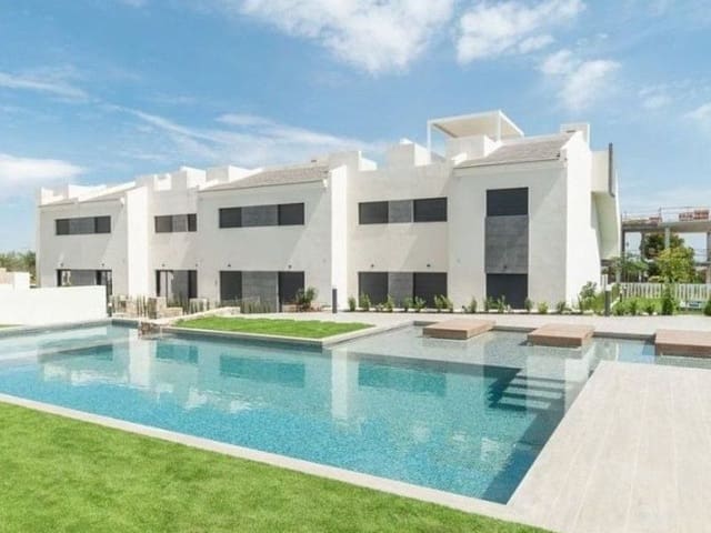 3 Zimmer Bungalow zu verkaufen in Torrevieja mit Pool - 310.000 € (Ref: 9666810)