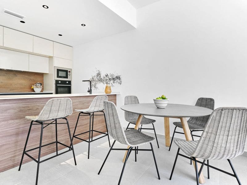 2 soverom Bungalow til salgs i La Veleta med svømmebasseng - € 380 000 (Ref: 9666879)