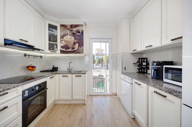 3 sovrum Hus till salu i Centro, Torrevieja - 249 900 € (Ref: 9670936)