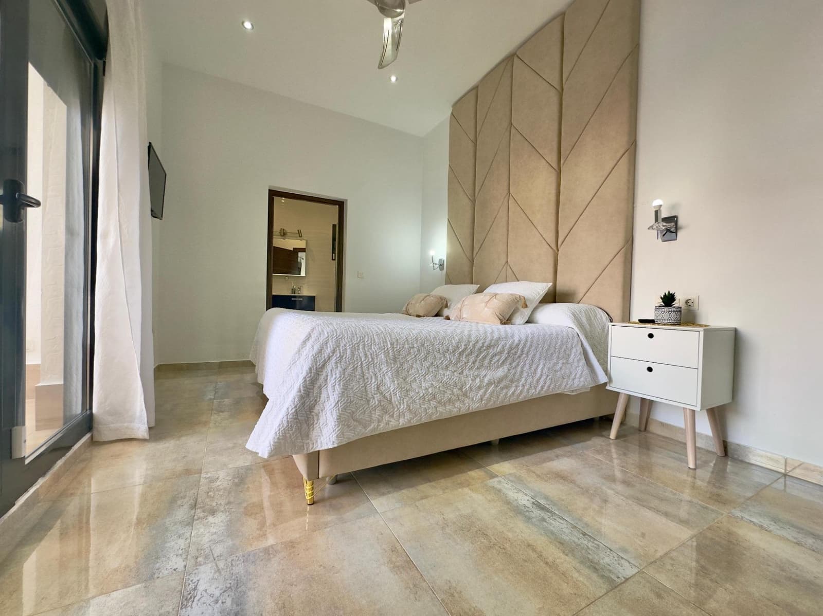 4 quarto Moradia para venda em Torre de la Horadada com piscina - 595 000 € (Ref: 9674504)