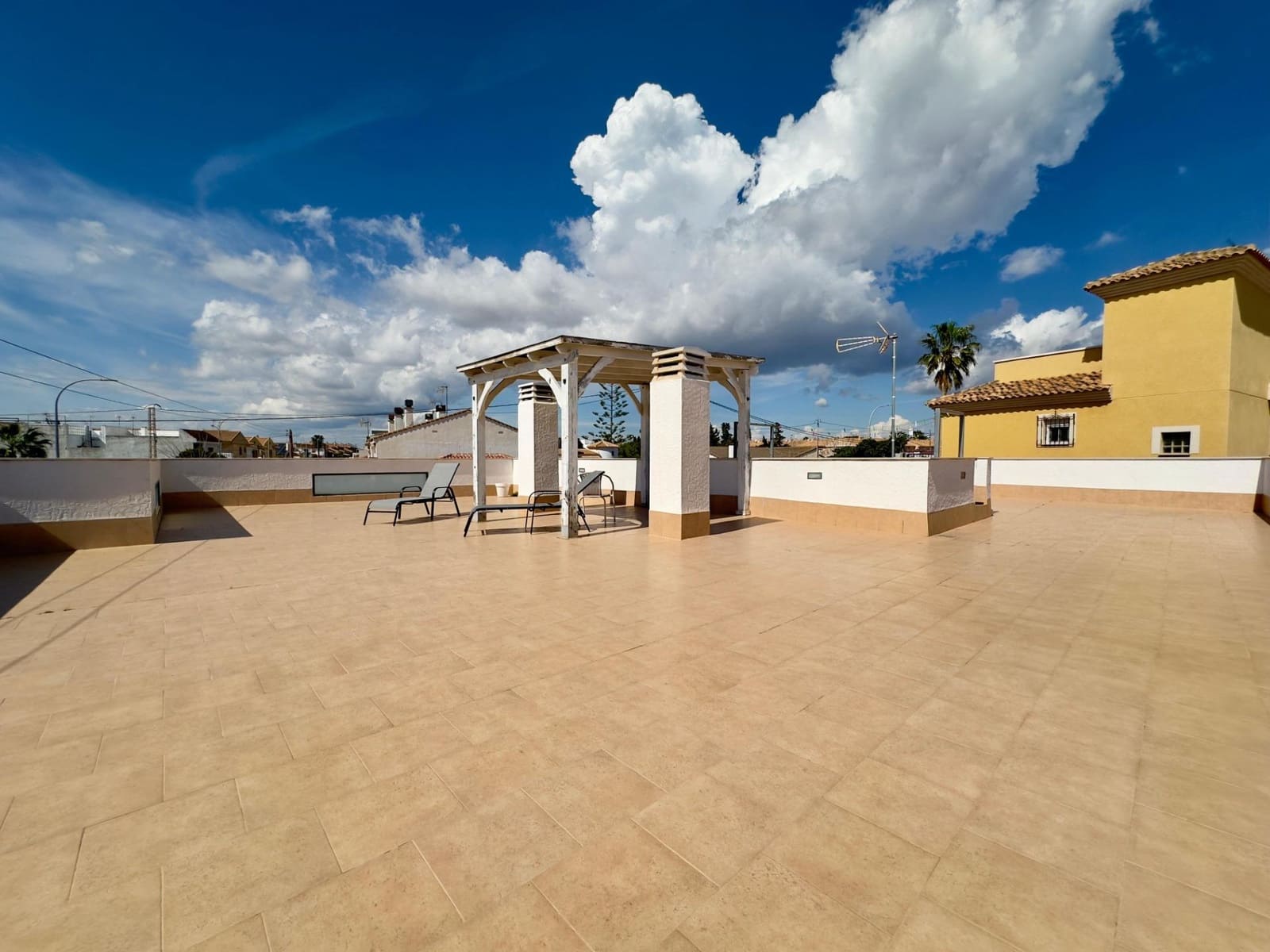 4 quarto Moradia para venda em Torre de la Horadada com piscina - 595 000 € (Ref: 9674504)