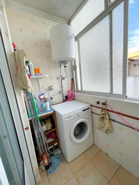 4 makuuhuone Huoneisto myytävänä paikassa Torrevieja - 475 000 € (Ref: 9674508)