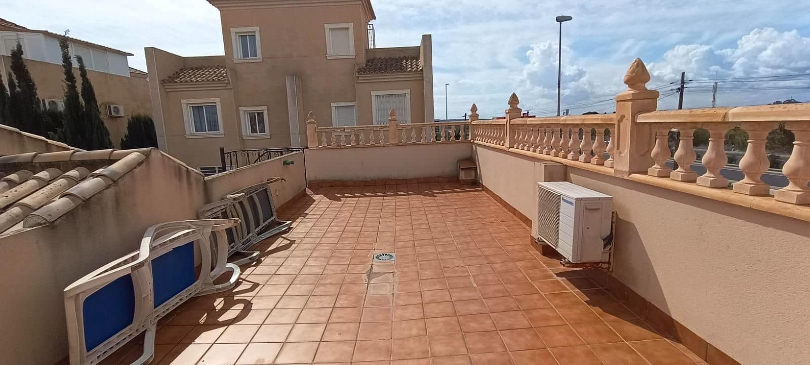 3 camera da letto Villetta Bifamiliare in vendita in Guardamar del Segura con piscina - 210.000 € (Rif: 9674522)