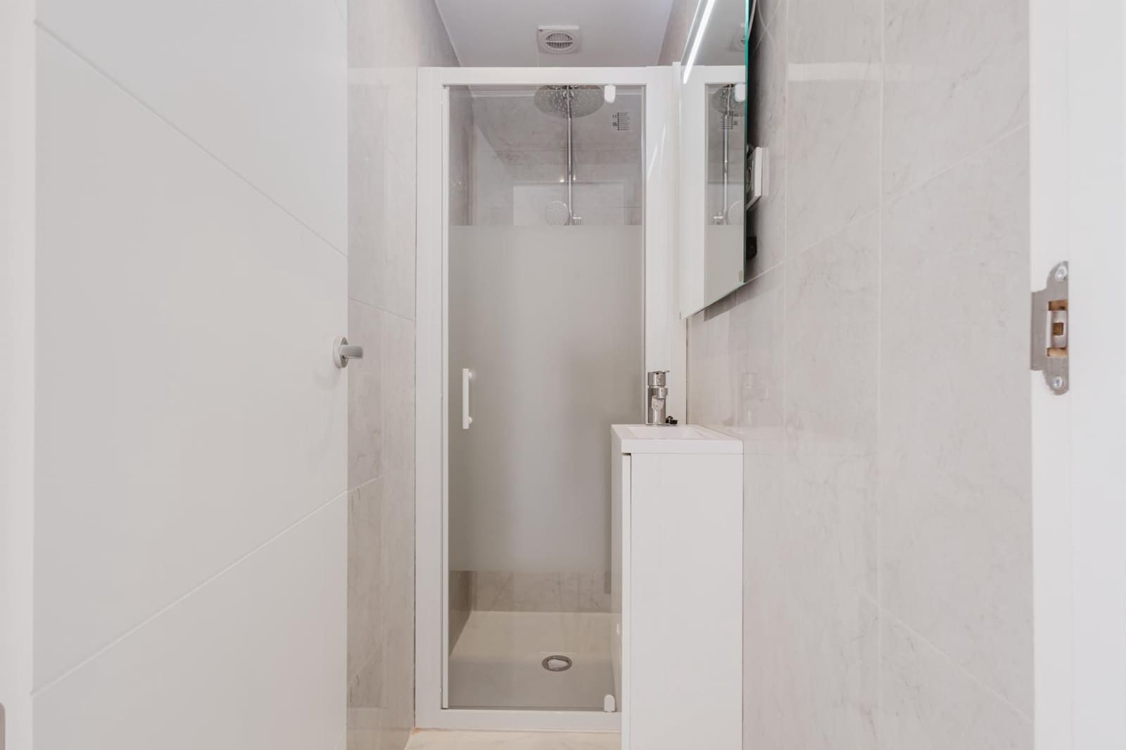 Apartamento de 3 habitaciones en Torrevieja en venta - 249.000 € (Ref: 9680021)