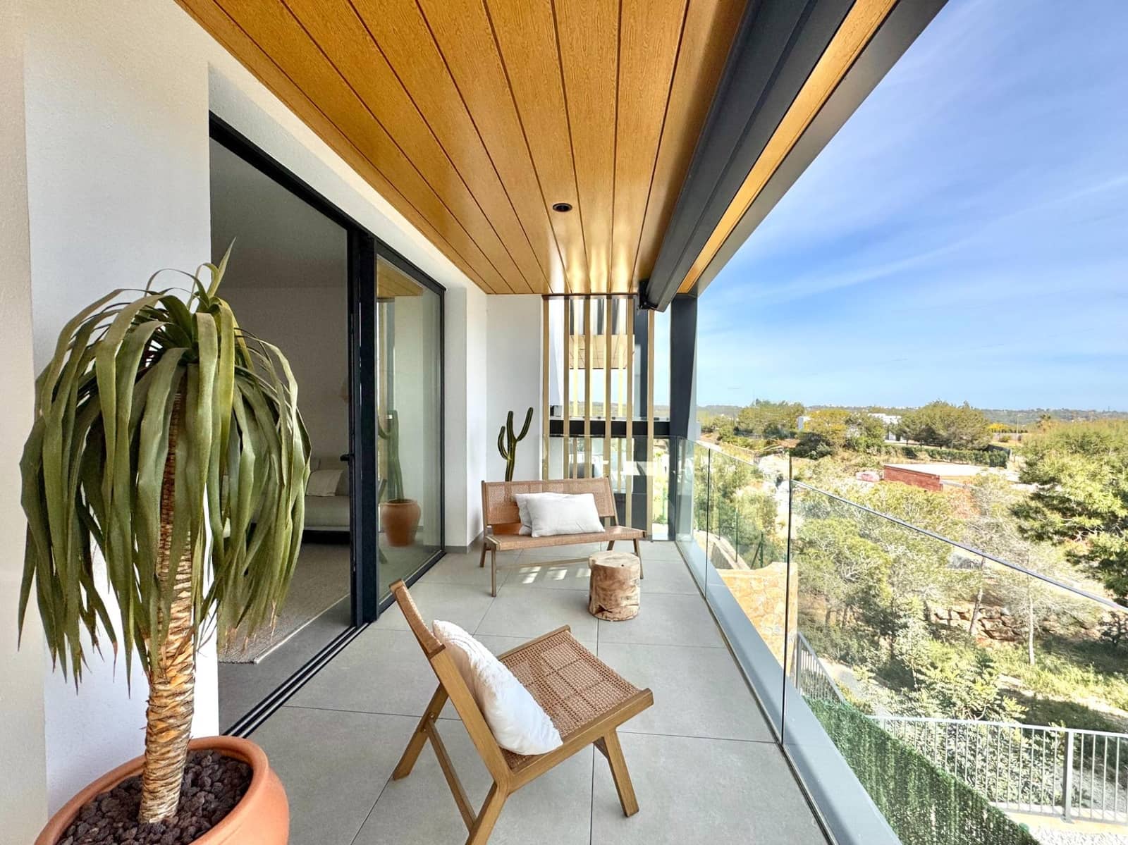 2 soverom Leilighet til salgs i Las Colinas Golf med svømmebasseng garasje - € 395 000 (Ref: 9680022)