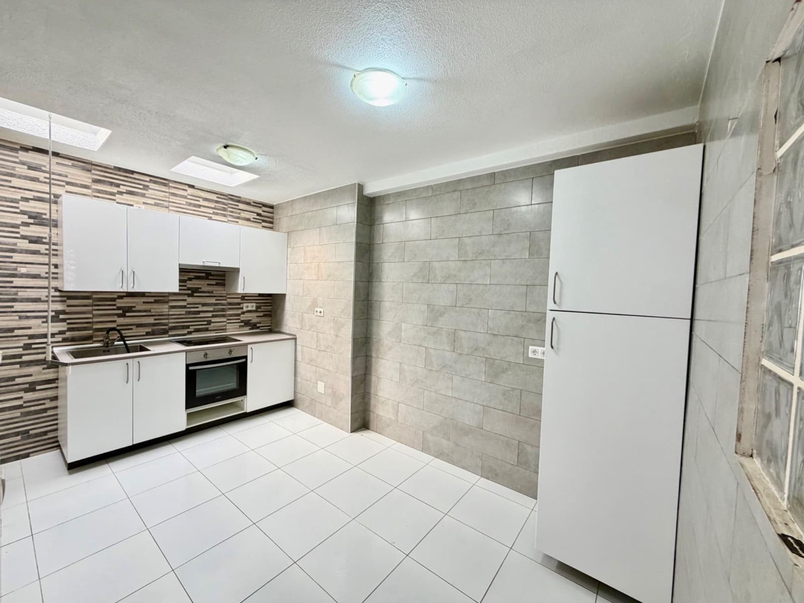 2 Zimmer Apartment zu verkaufen in Orihuela Costa mit Garage - 167.000 € (Ref: 9680023)