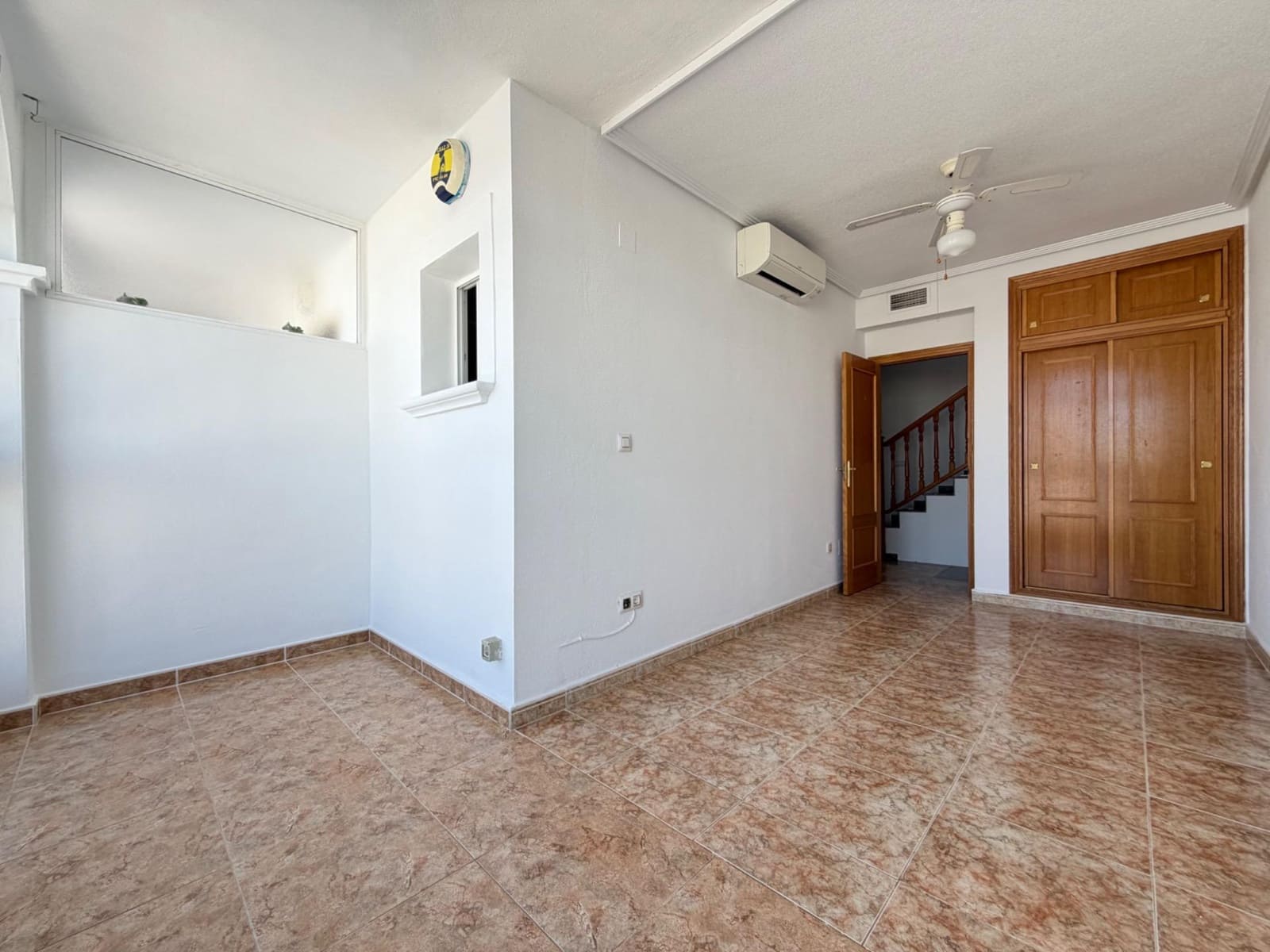 2 Zimmer Apartment zu verkaufen in Orihuela Costa mit Garage - 167.000 € (Ref: 9680023)