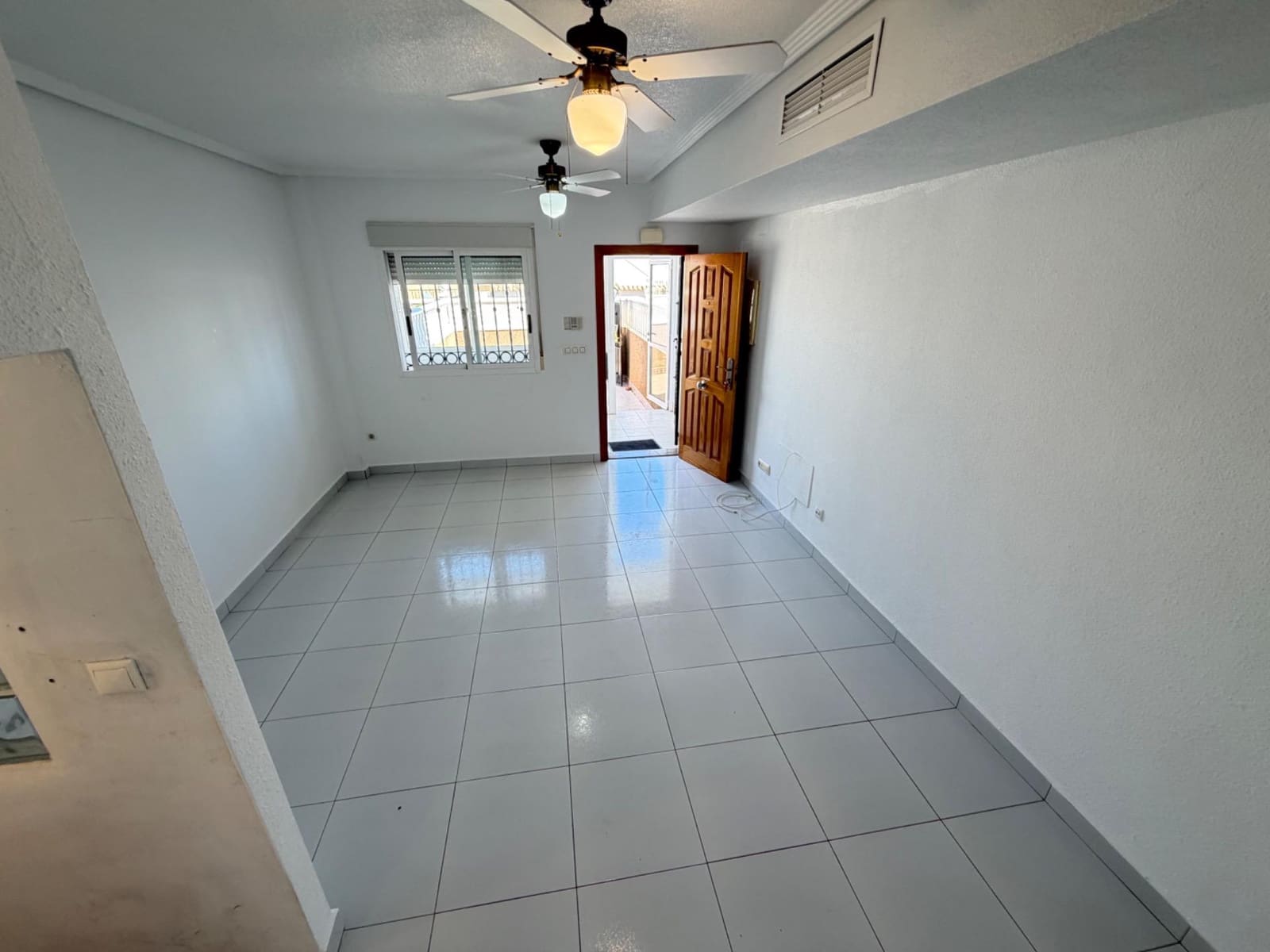 2 Zimmer Apartment zu verkaufen in Orihuela Costa mit Garage - 167.000 € (Ref: 9680023)