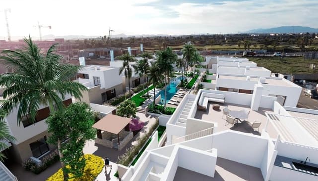 3 sovrum Bungalow till salu i Los Alcázares med pool - 360 000 € (Ref: 9680252)