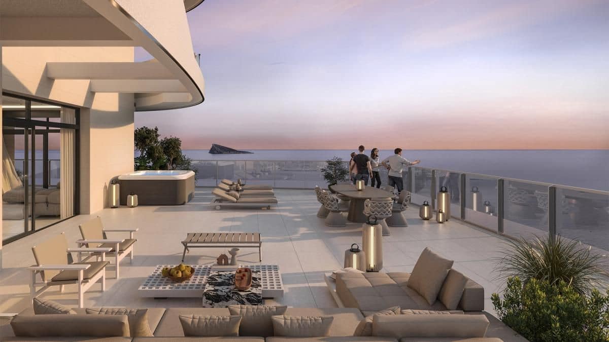 Apartamento de 3 habitaciones en Benidorm en venta con piscina - 1.157.000 € (Ref: 9680372)