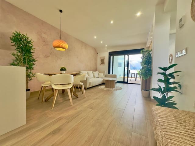 2 Zimmer Bungalow zu verkaufen in Los Balcones mit Pool Garage - 315.000 € (Ref: 9682635)