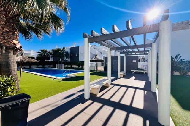 2 soverom Bungalow til salgs i Centro, Torrevieja - € 199 500 (Ref: 9682640)