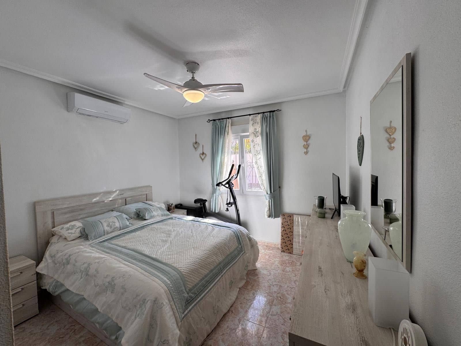 3 chambre Villa/Maison à vendre à Filipinas avec piscine - 329 995 € (Ref: 9682641)