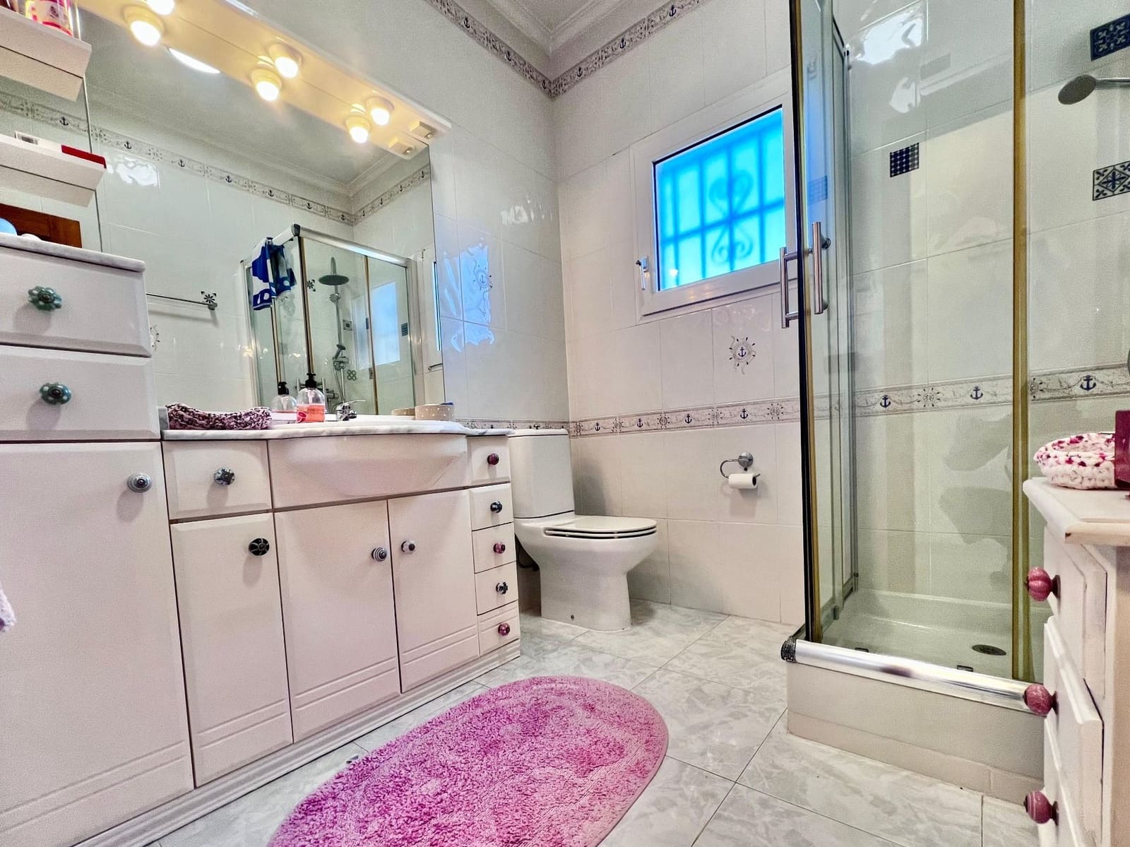 4 bedroom Villa for sale in Playa Flamenca with pool - € 690,000 (Ref: 9682642)