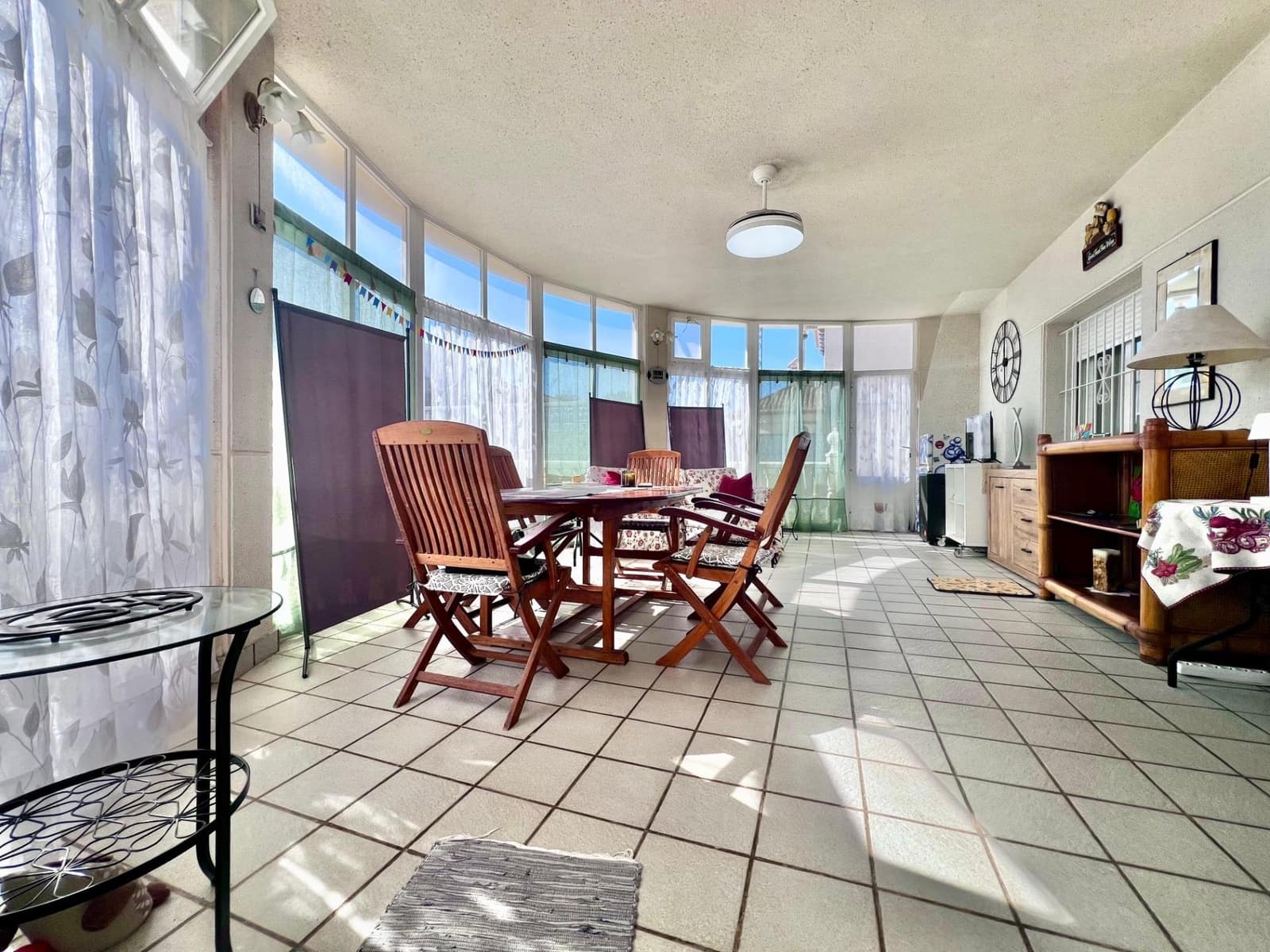 4 bedroom Villa for sale in Playa Flamenca with pool - € 690,000 (Ref: 9682642)