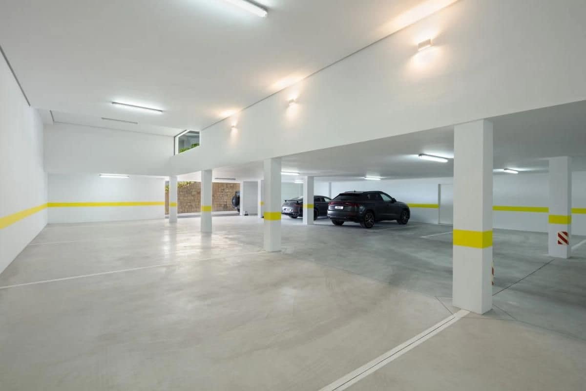 7 sypialnia Willa na sprzedaż w Benahavis z basenem - 6 950 000 € (Ref: 9682800)