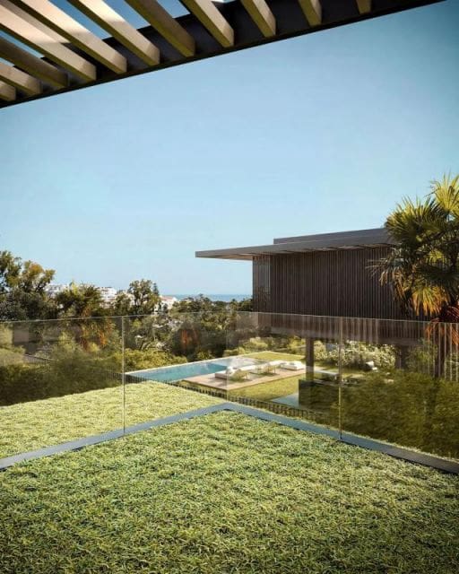 Chalet de 4 habitaciones en Nueva Andalucia en venta con piscina - 4.300.000 € (Ref: 9682801)