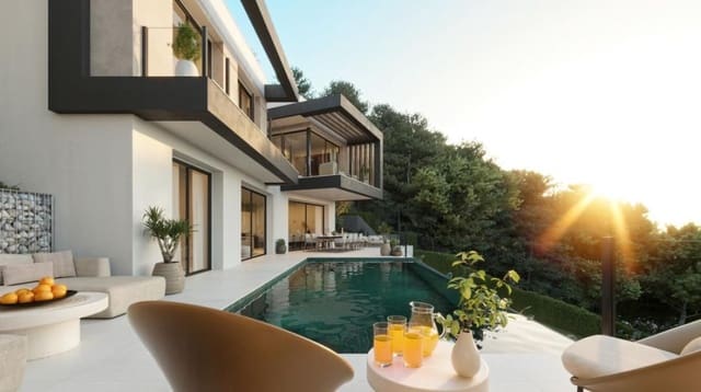 4 soverom Villa til salgs i Málaga by med svømmebasseng garasje - € 2 900 000 (Ref: 9682828)