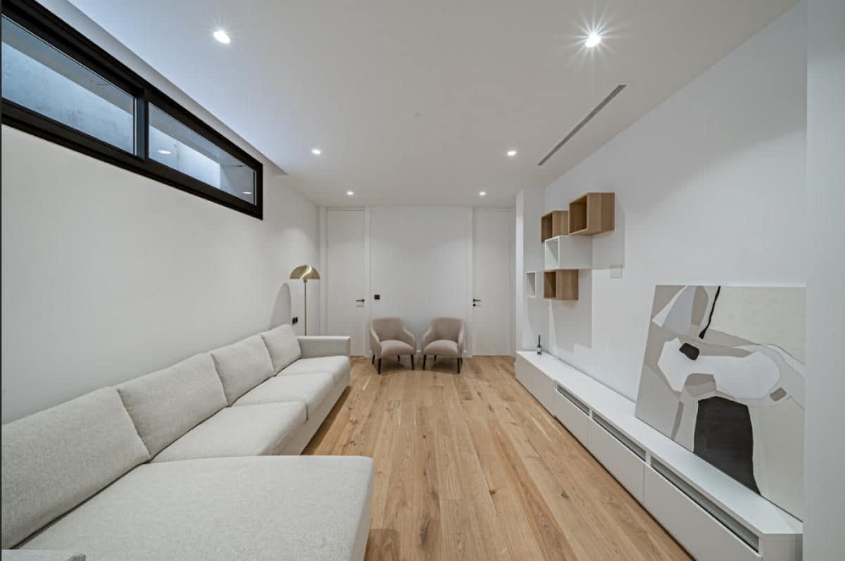 6 slaapkamer Villa te koop in Aloha Golf met zwembad - € 6.400.000 (Ref: 9682848)