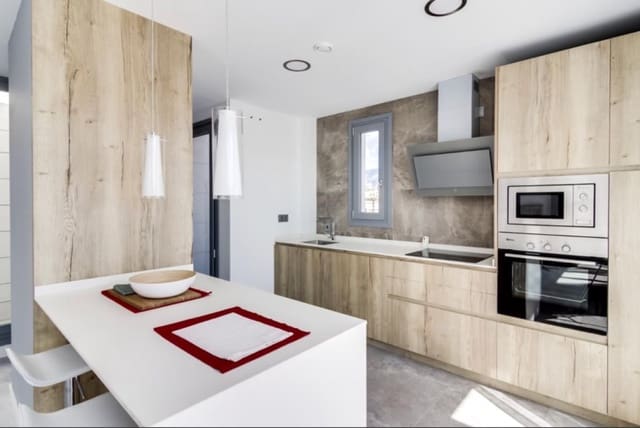 3 soverom Villa til salgs i Mijas med svømmebasseng - € 1 125 000 (Ref: 9682850)