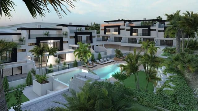 3 makuuhuone Rivitalo myytävänä paikassa Rincón de la Victoria mukana uima-altaan - 545 000 € (Ref: 9682962)