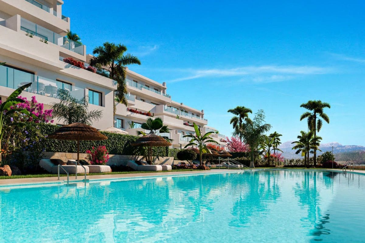 2 Zimmer Apartment zu verkaufen in Casares mit Pool - 584.500 € (Ref: 9682988)