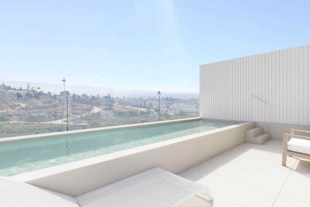 4 bedroom Terraced Villa for sale in Estepona with pool - € 730,000 (Ref: 9683001)