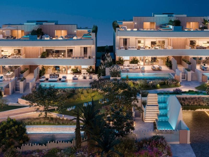 3 slaapkamer Rijtjeshuis te koop in Marbella met zwembad - € 4.200.000 (Ref: 9683046)