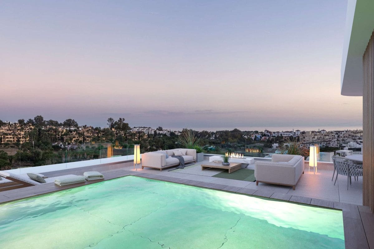 4 soverom Rekkehus til salgs i Estepona med svømmebasseng - € 1 480 000 (Ref: 9683595)