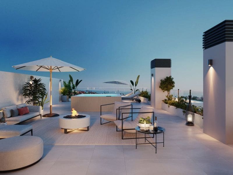 2 quarto Apartamento para venda em Estepona com piscina - 470 000 € (Ref: 9683615)