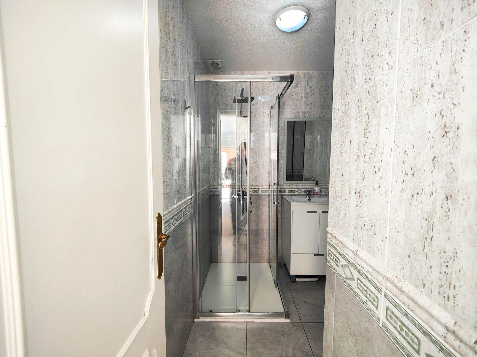 2 Zimmer Penthouse zu verkaufen in Torrevieja - 215.000 € (Ref: 9683647)