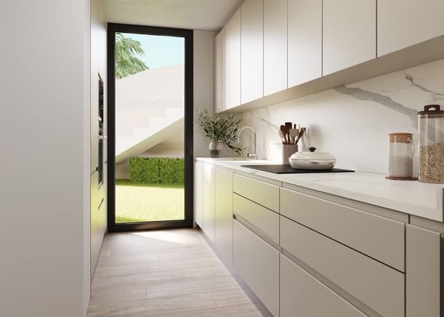 3 soverom Rekkehus til salgs i Málaga by med svømmebasseng - € 1 650 000 (Ref: 9686795)