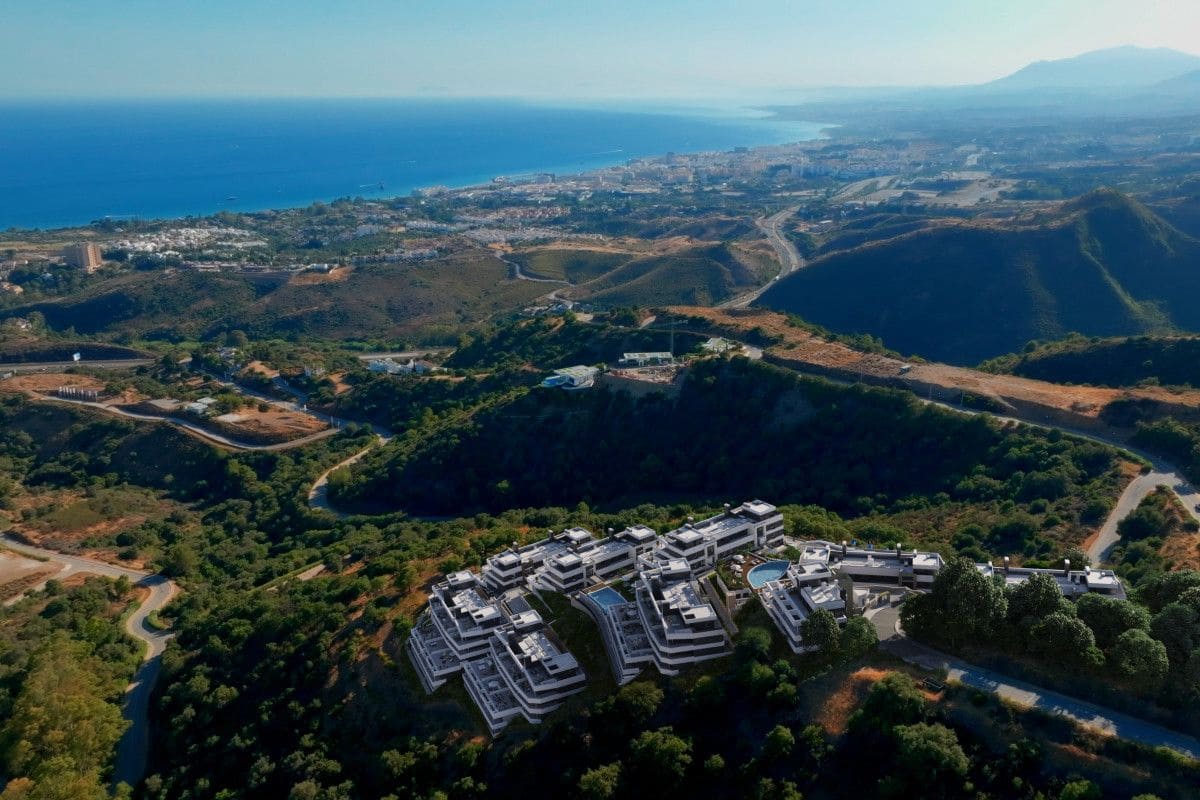 3 sovrum Lägenhet till salu i Marbella med pool - 1 065 000 € (Ref: 9686819)