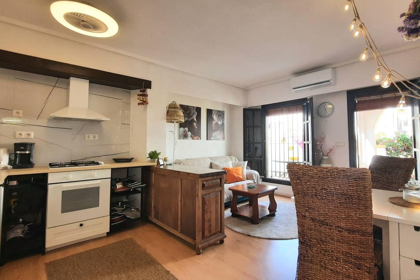 2 Zimmer Bungalow zu verkaufen in Torrevieja mit Pool - 198.000 € (Ref: 9687019)