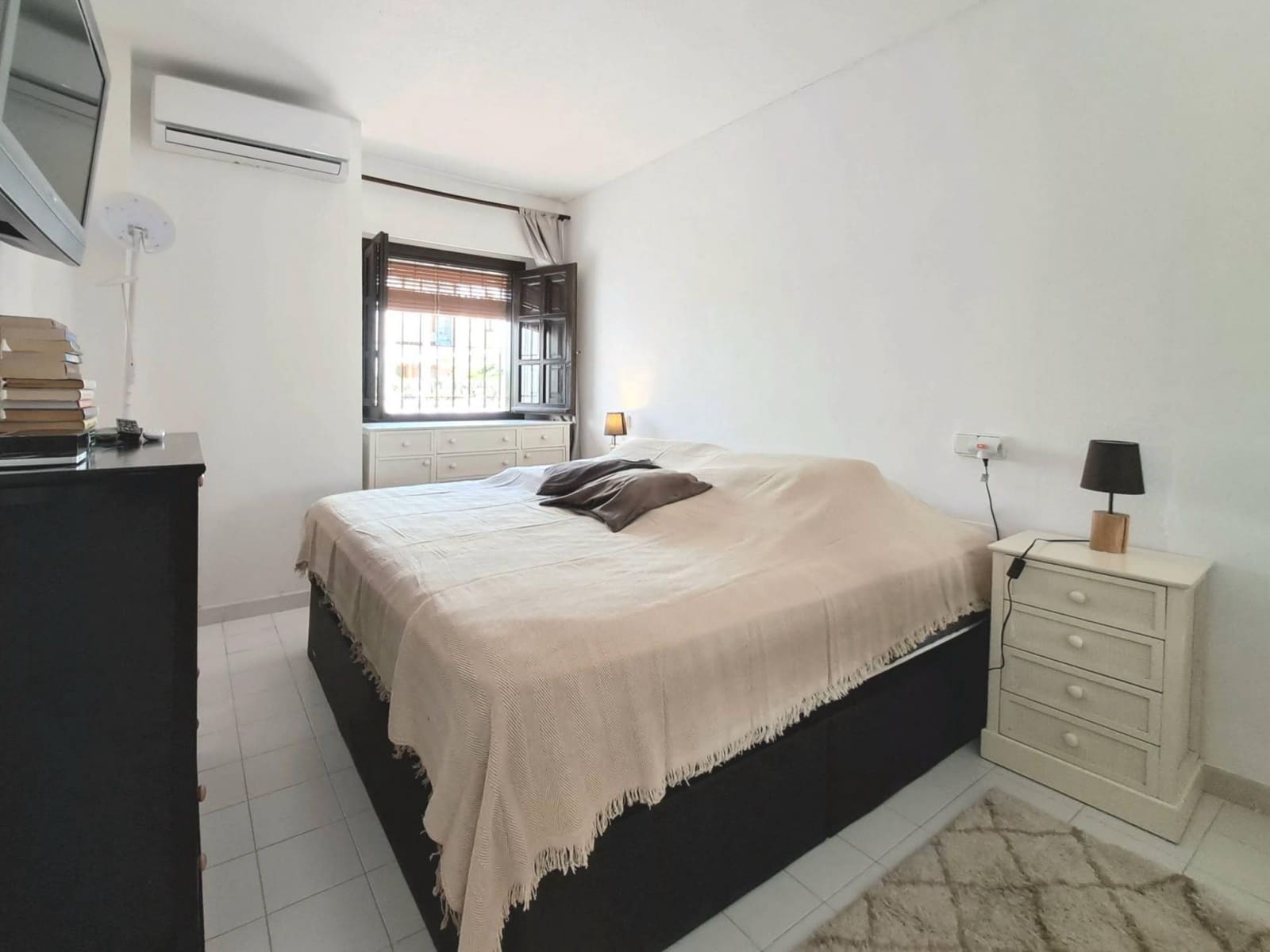 2 Zimmer Bungalow zu verkaufen in Torrevieja mit Pool - 198.000 € (Ref: 9687019)