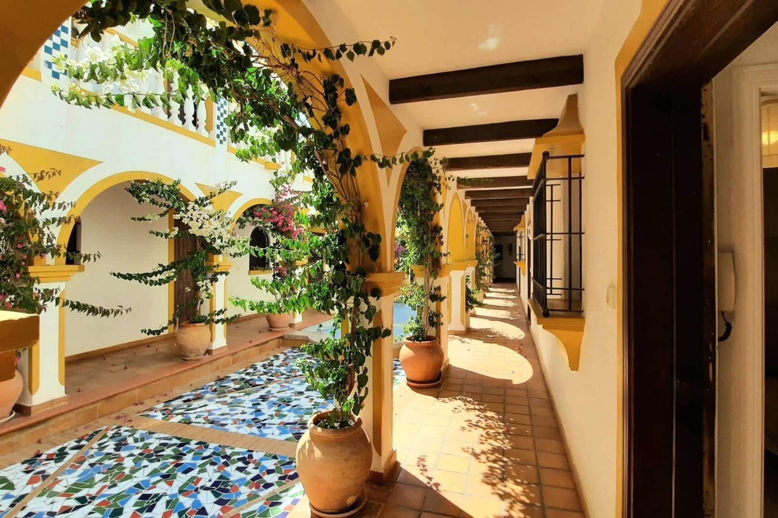 2 Zimmer Bungalow zu verkaufen in Torrevieja mit Pool - 198.000 € (Ref: 9687019)